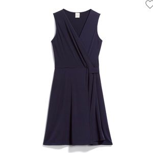 NWT 🌟 Hailey 23 Seanna Faux Wrap Dress